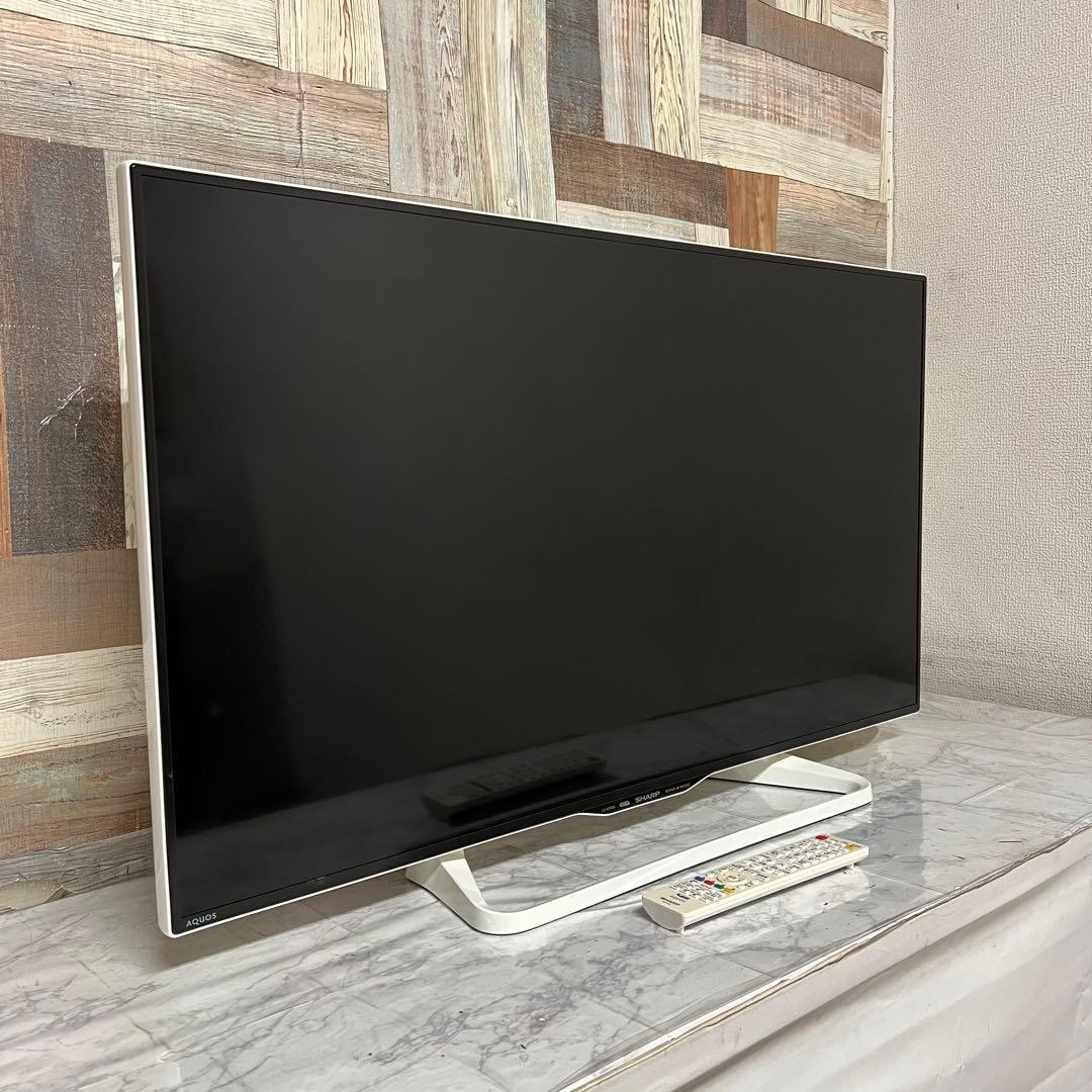 即日受渡❣️全国送料込シャープ40型液晶テレビホワイト　ユーチューブ可Wチューナー
