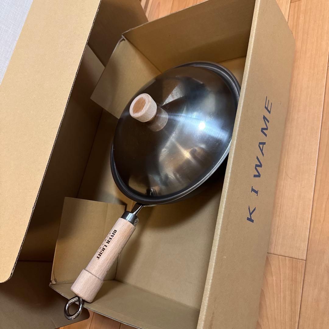 未使用　極JAPAN炒め鍋28cm リバーライト鉄フライパン ガス対応IH対応