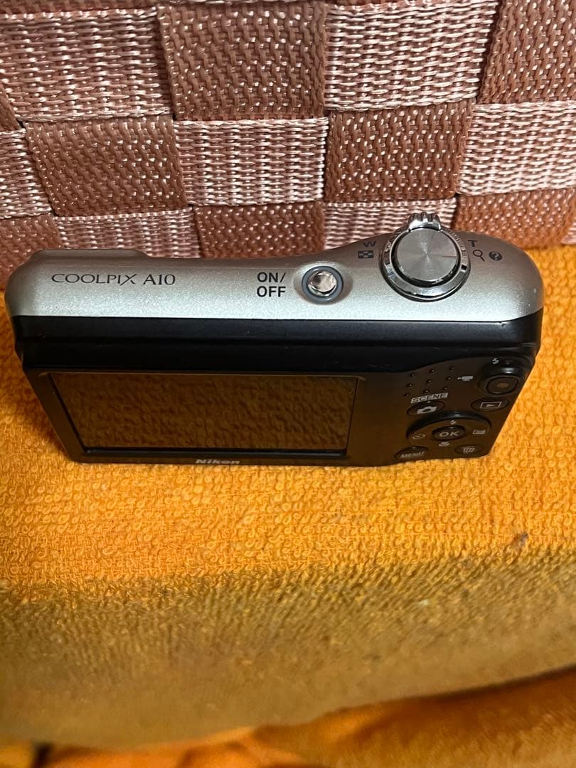 Nikon COOLPIX A10 コンパクトデジタルカメラ