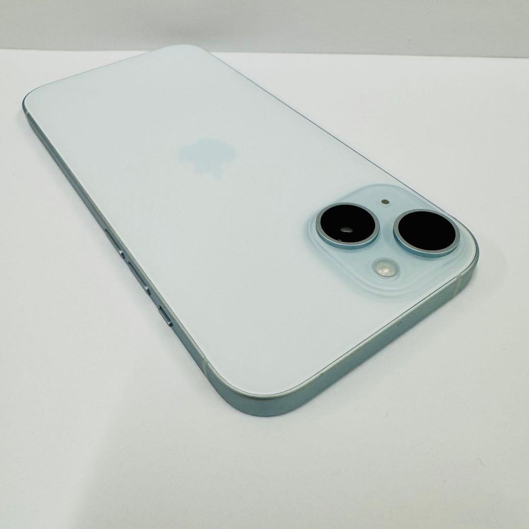 iPhone 15 128GB SIMフリー新品同様バッテリー98％