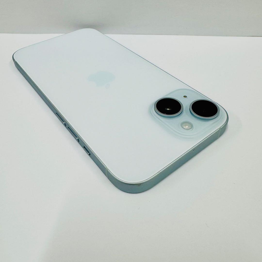 iPhone 15 128GB SIMフリー新品同様バッテリー98％