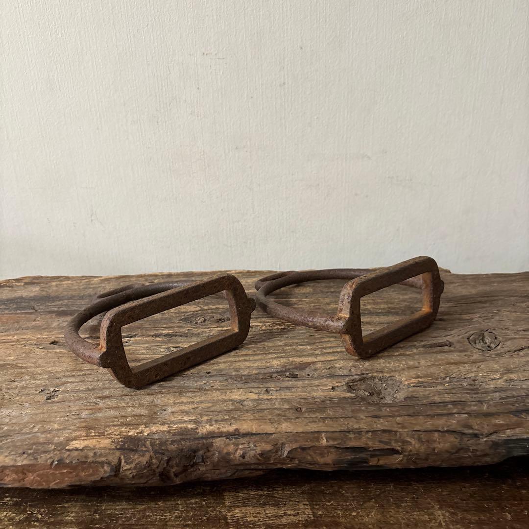 古い鐙　馬具　あぶみ　⑦シャビー 古民具　古民芸　骨董　ガーデニング　検:李朝