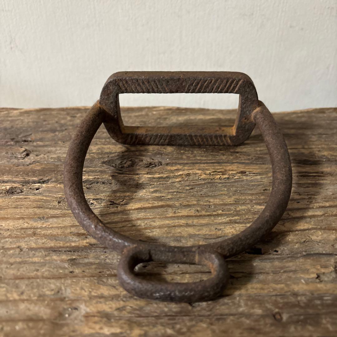 古い鐙　馬具　あぶみ　⑦シャビー 古民具　古民芸　骨董　ガーデニング　検:李朝