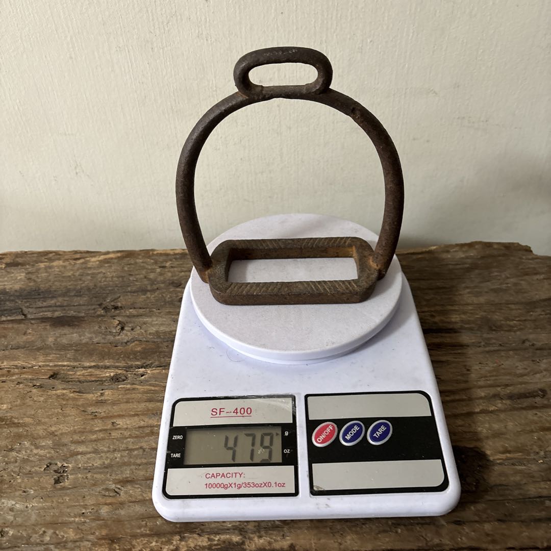 古い鐙　馬具　あぶみ　⑦シャビー 古民具　古民芸　骨董　ガーデニング　検:李朝