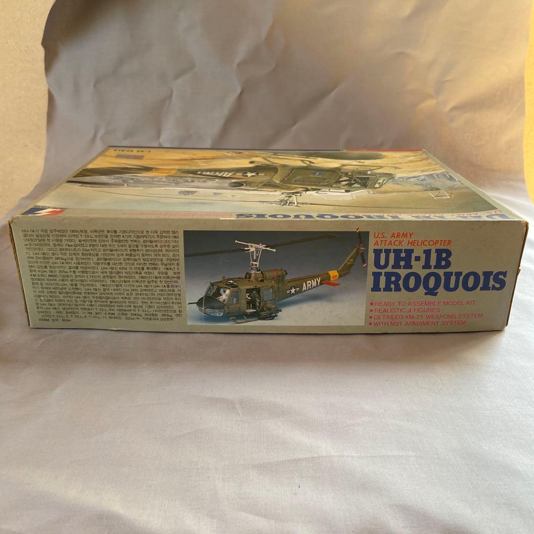 1/35 セミナー UH-1B & タミヤ M151A2 ベトナム戦争セット