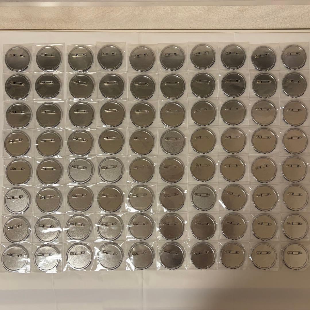 80点 ベースヤード 第1弾 千切豹馬 缶バッジ