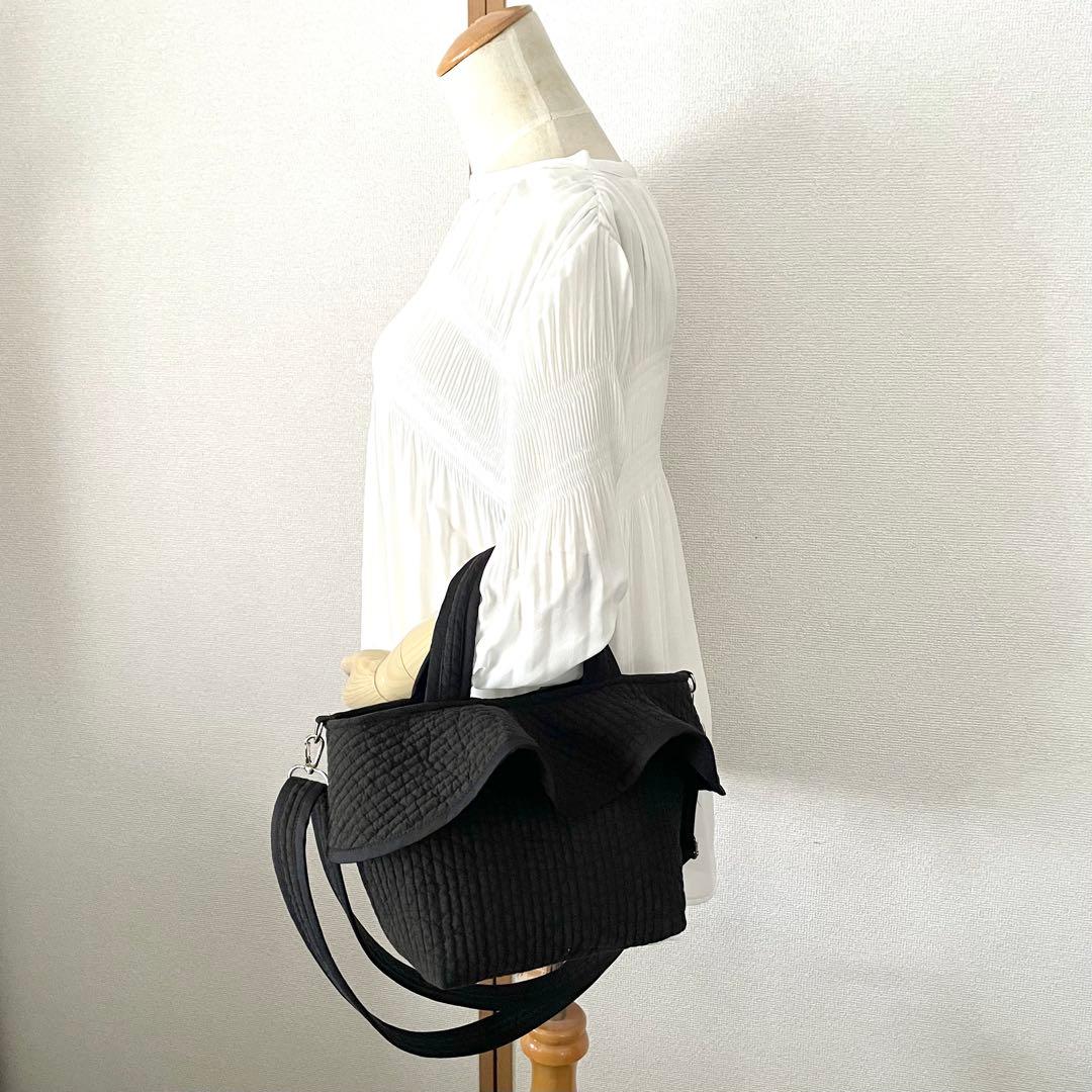 フレアフリル付きトートバッグ（S）　2way ヌビバッグ　ショルダー紐付　BK