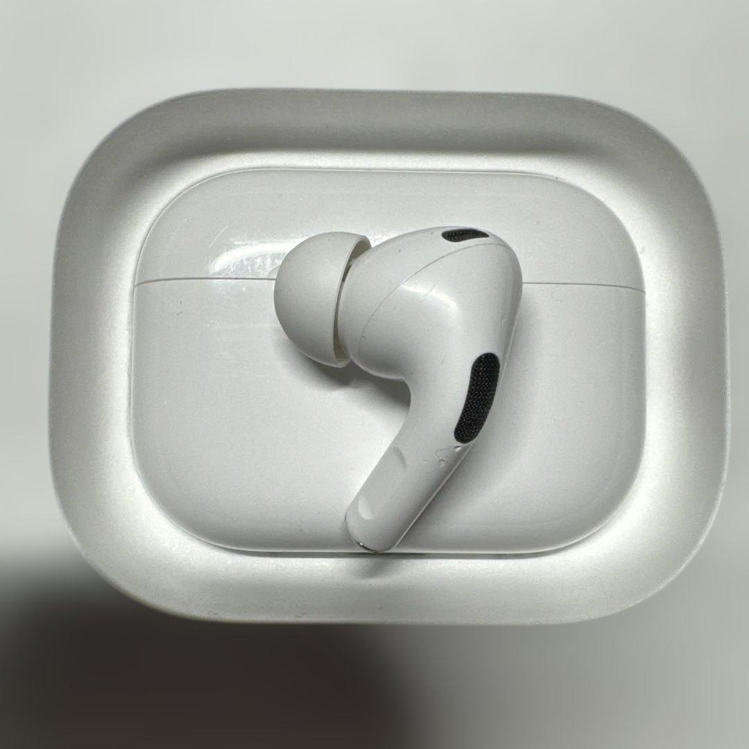AirPods Pro第二世代　ケースと左耳のみ(接続確認済) ※充電コードなし