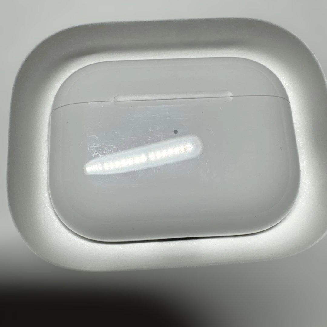 AirPods Pro第二世代　ケースと左耳のみ(接続確認済) ※充電コードなし