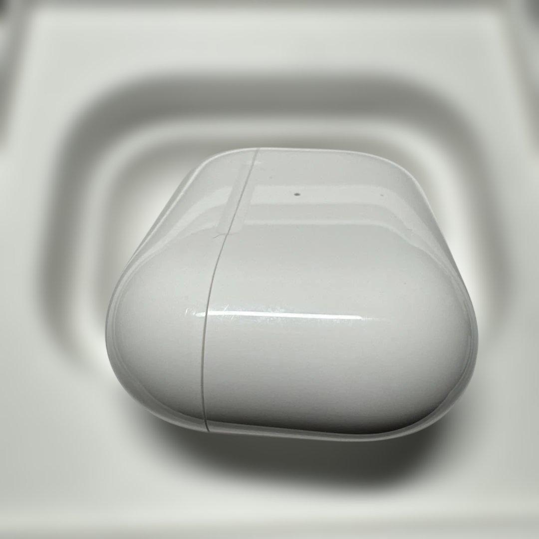AirPods Pro第二世代　ケースと左耳のみ(接続確認済) ※充電コードなし