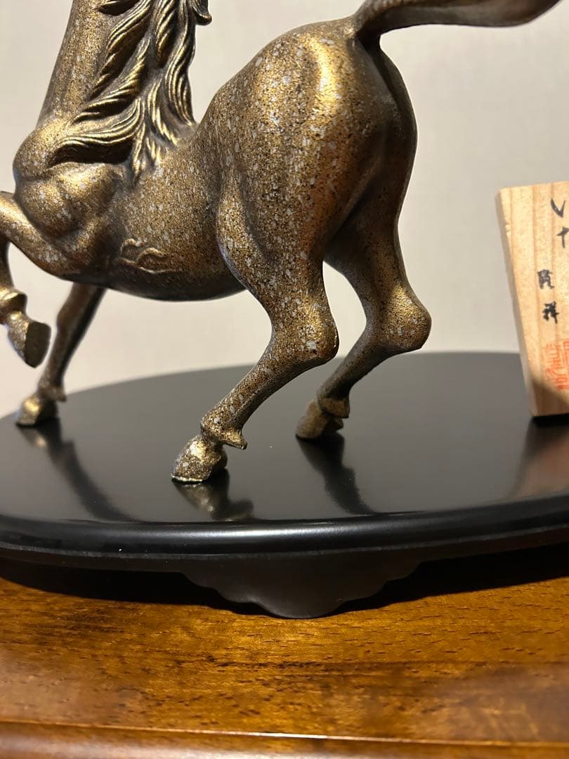 【新品未使用‼️】いななき 馬の彫刻 干支置物 オブジェ 昭和レトロ縁起物 ホース