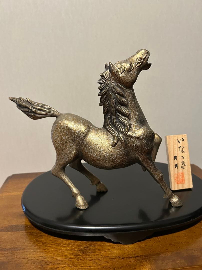 【新品未使用‼️】いななき 馬の彫刻 干支置物 オブジェ 昭和レトロ縁起物 ホース