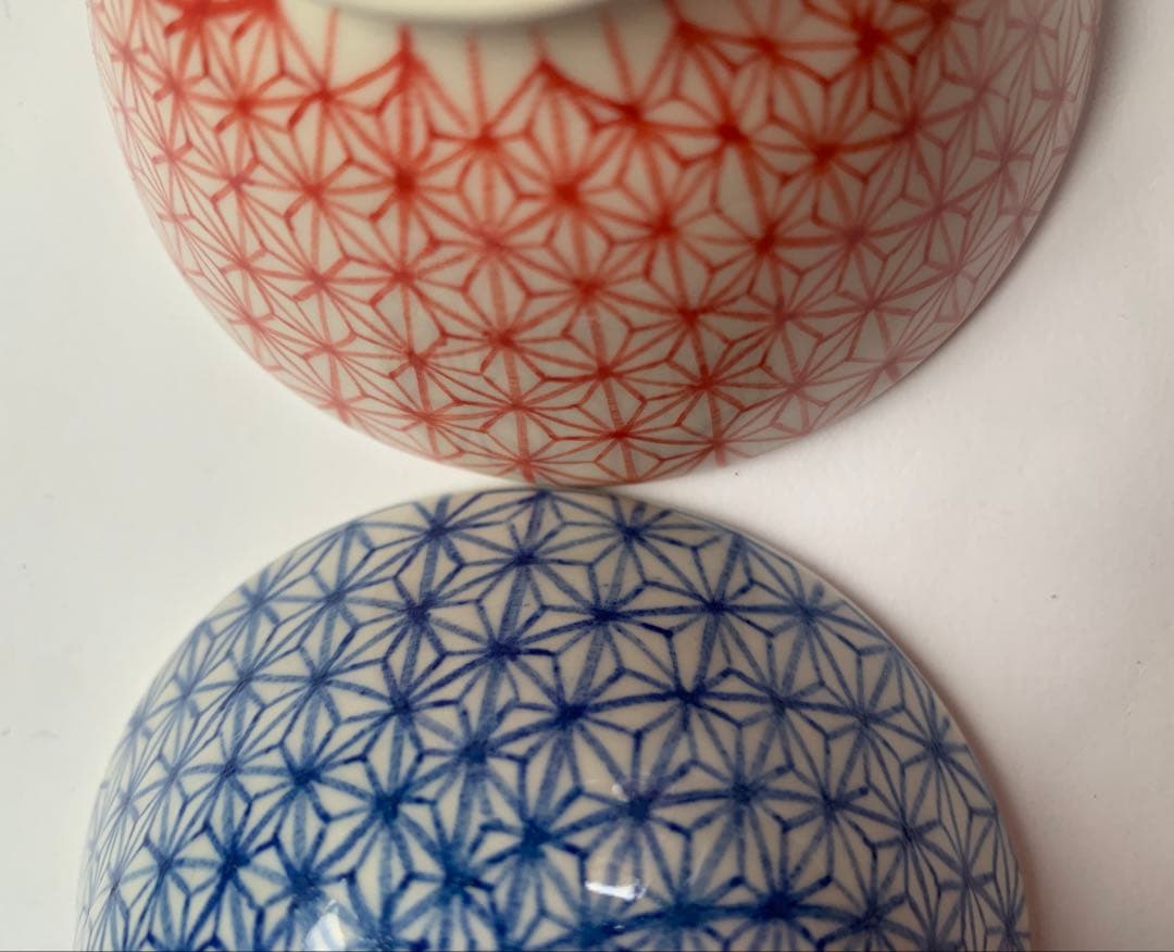 麻の葉.桜の小さなお茶碗セット（赤青）