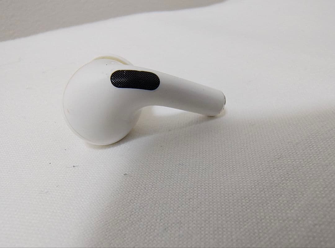 ✨AirPods Pro 第2世代 イヤホン 右 A2698 R✨