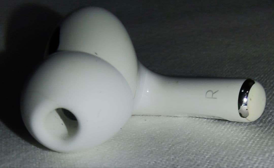 ✨AirPods Pro 第2世代 イヤホン 右 A2698 R✨