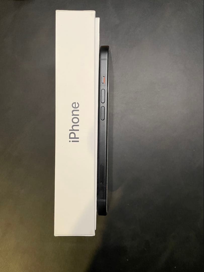 【極美品】 iPhone15 128GB SIMフリー