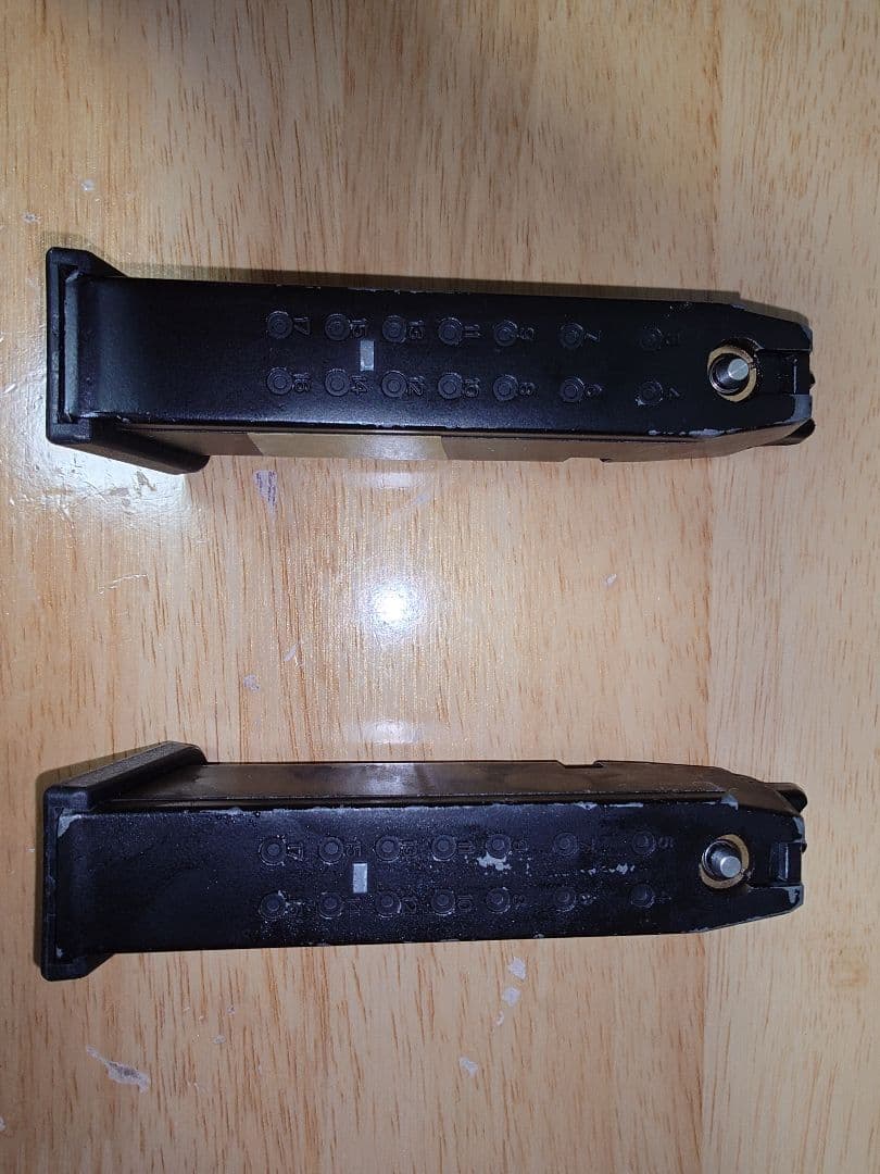 東京マルイ MP7風ガスガン ブラック マガジン2本