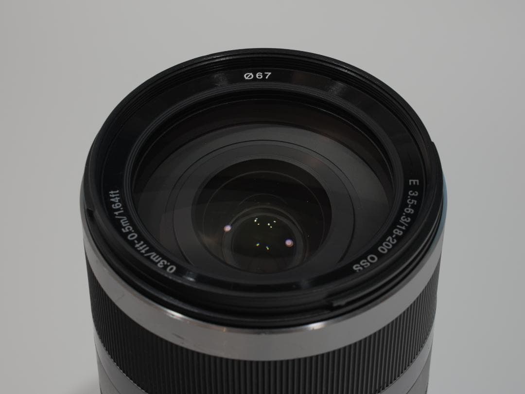 Sony 18-200mm f/3.5-6.3 OSS Eマウント APS-C