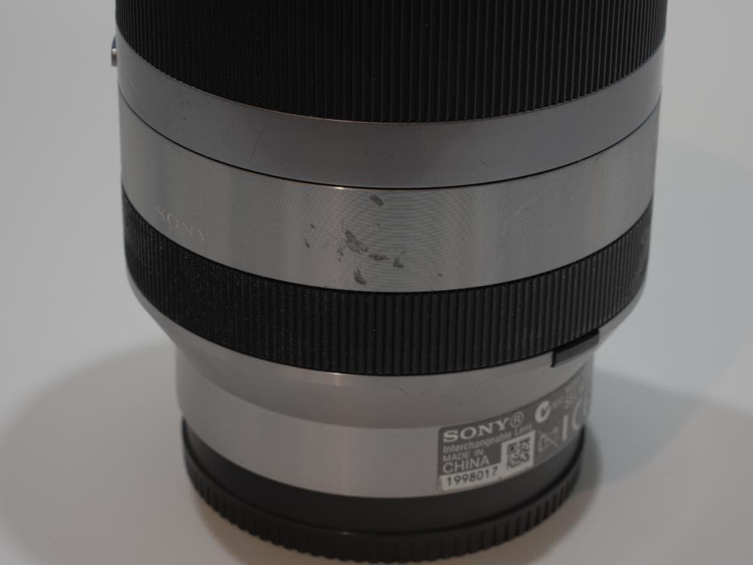 Sony 18-200mm f/3.5-6.3 OSS Eマウント APS-C