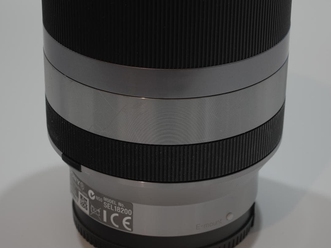 Sony 18-200mm f/3.5-6.3 OSS Eマウント APS-C