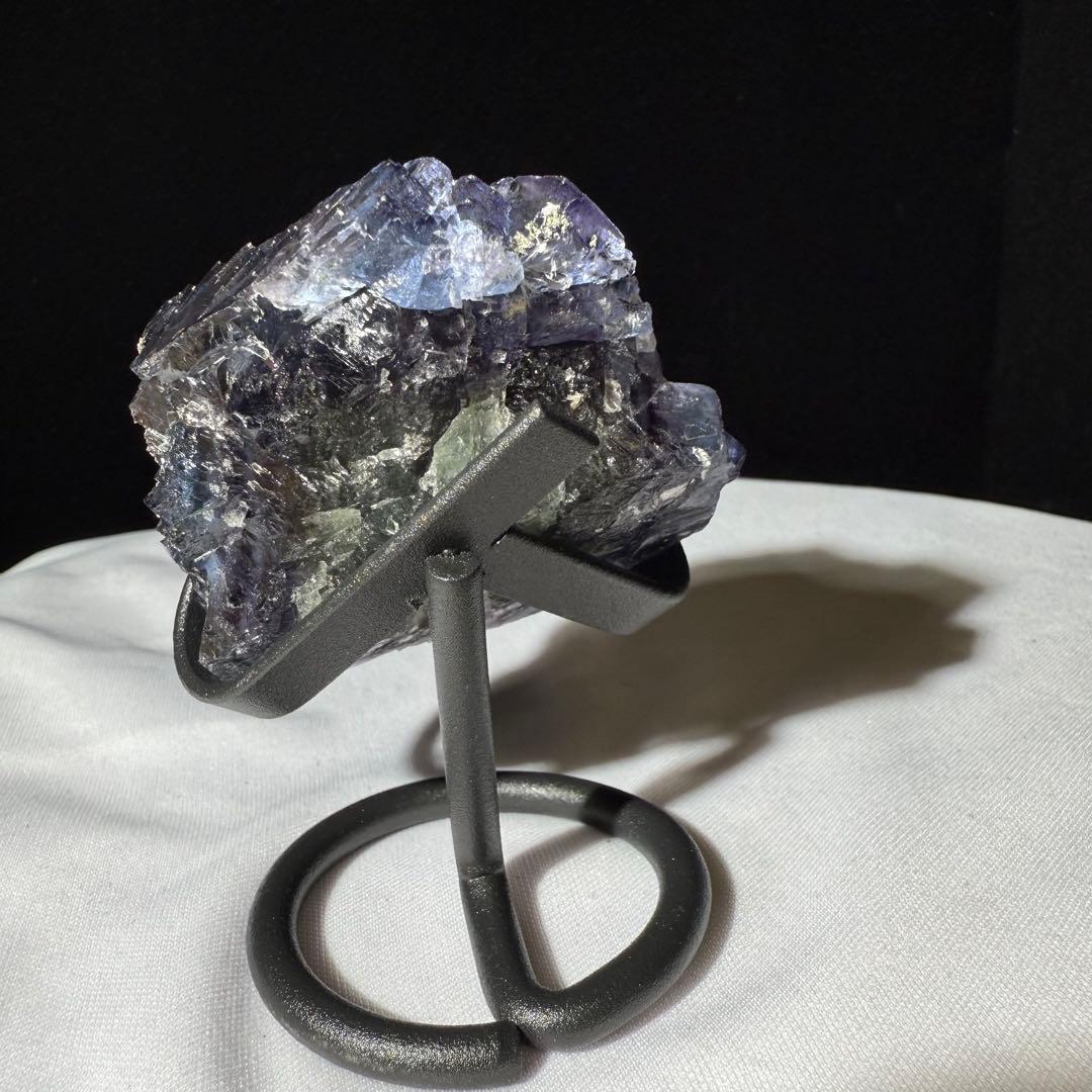 天然石ブルーフローライトの原石　置物　鉱物NO.070503