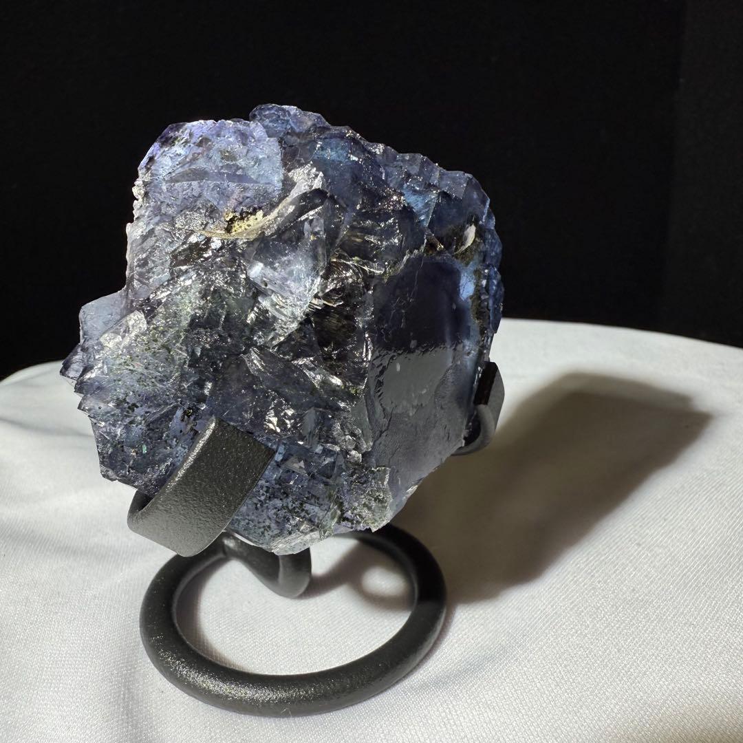 天然石ブルーフローライトの原石　置物　鉱物NO.070503