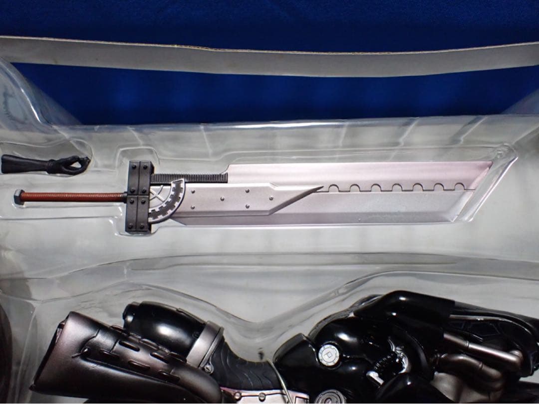 【海外版】ファイナルファンタジー7AC プレイアーツ　クラウド＆フェンリル