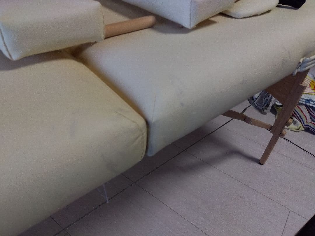 マッサージベッド アイボリー 持ち運び可 整体 出張セラピスト エステ