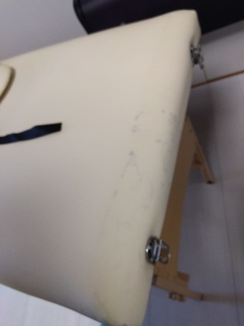 マッサージベッド アイボリー 持ち運び可 整体 出張セラピスト エステ