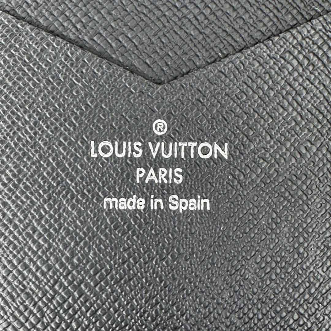 【美品☆】ルイヴィトン ダミエ　iPhone7 SE 手帳型カバー【正規品】