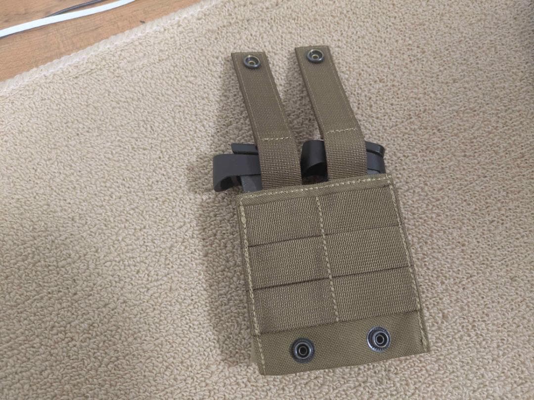 東京マルイ glock用ガスブローバック用マガジン2つ