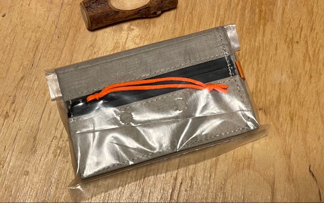 山旅 ダイニーマ ミニウォレット