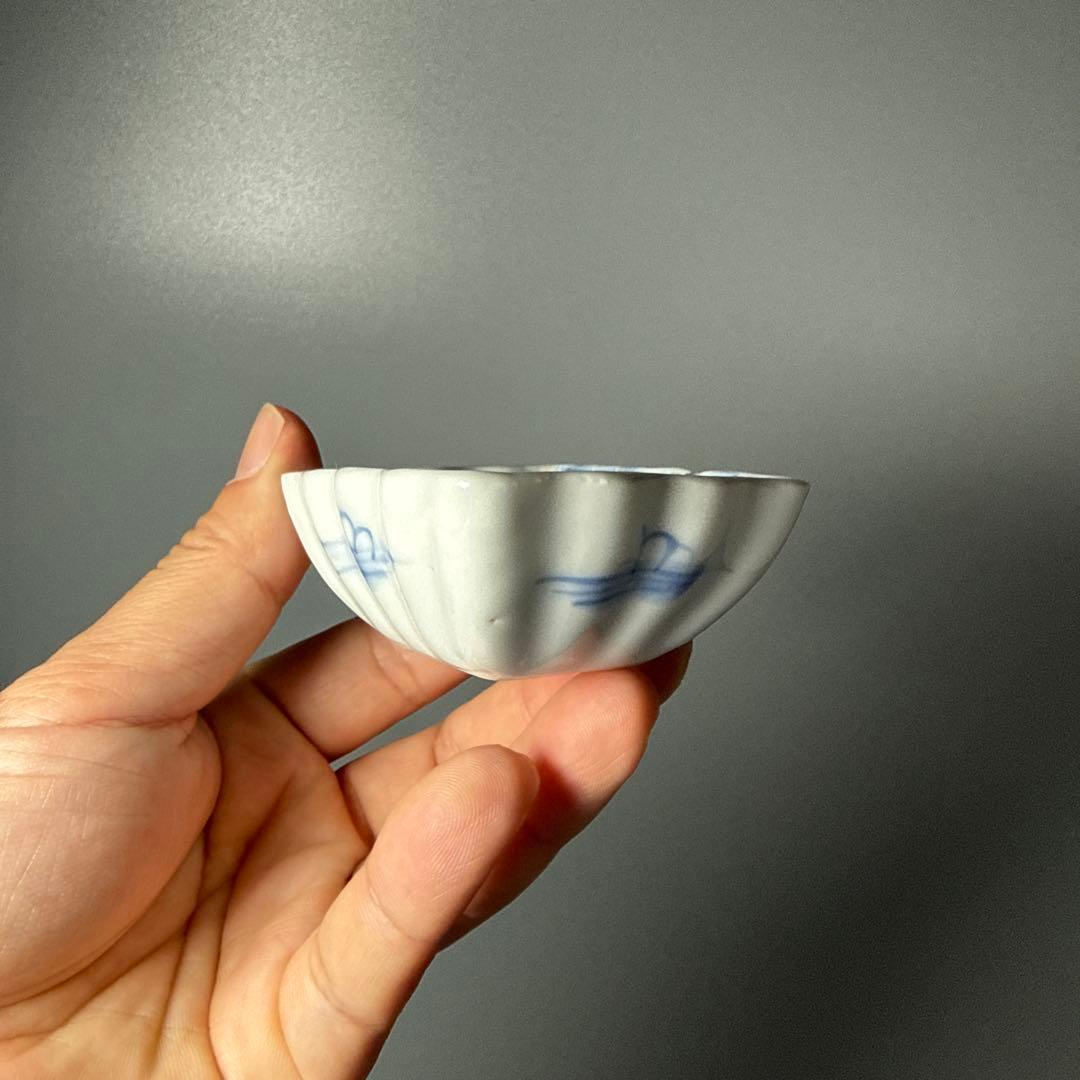 幕末期〜明治　古伊万里　染付菊花形角小皿　20客　醤油皿　器が素敵な料理屋