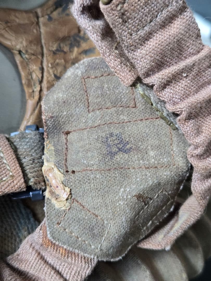 日本海軍　九三式二號ガスマスク 二型