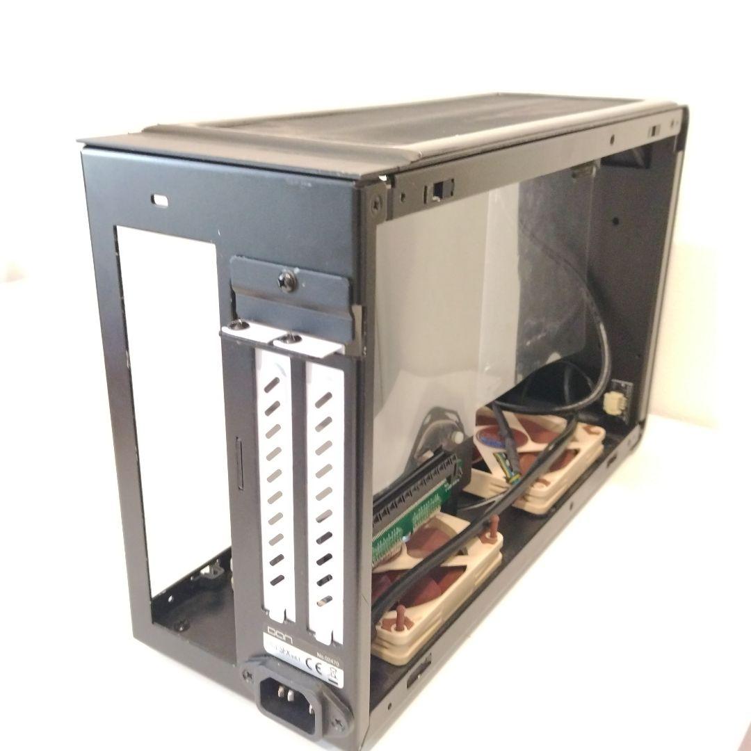 Dan Case A4-SFX v4.1／SFX 700W電源／92mmファン2
