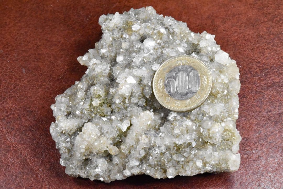 神岡鉱山産 アポフィライト原石