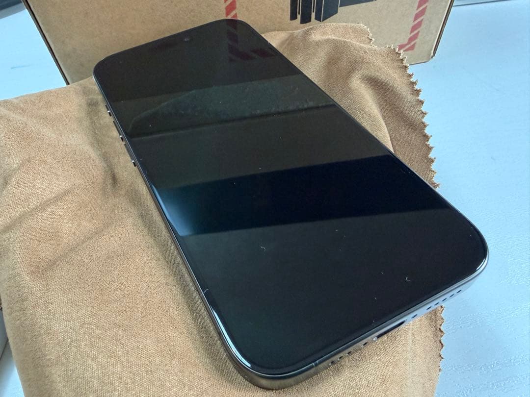 iPhone 15 Pro スペースブラック 本体