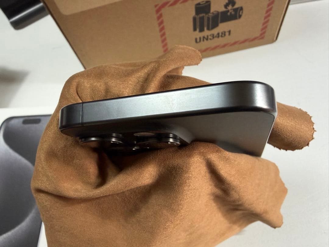 iPhone 15 Pro スペースブラック 本体