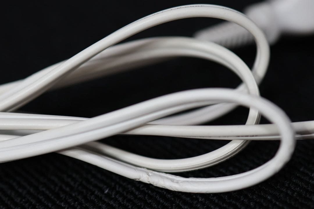 リファストレートヘアアイロン プロ　ホワイト/シルバー