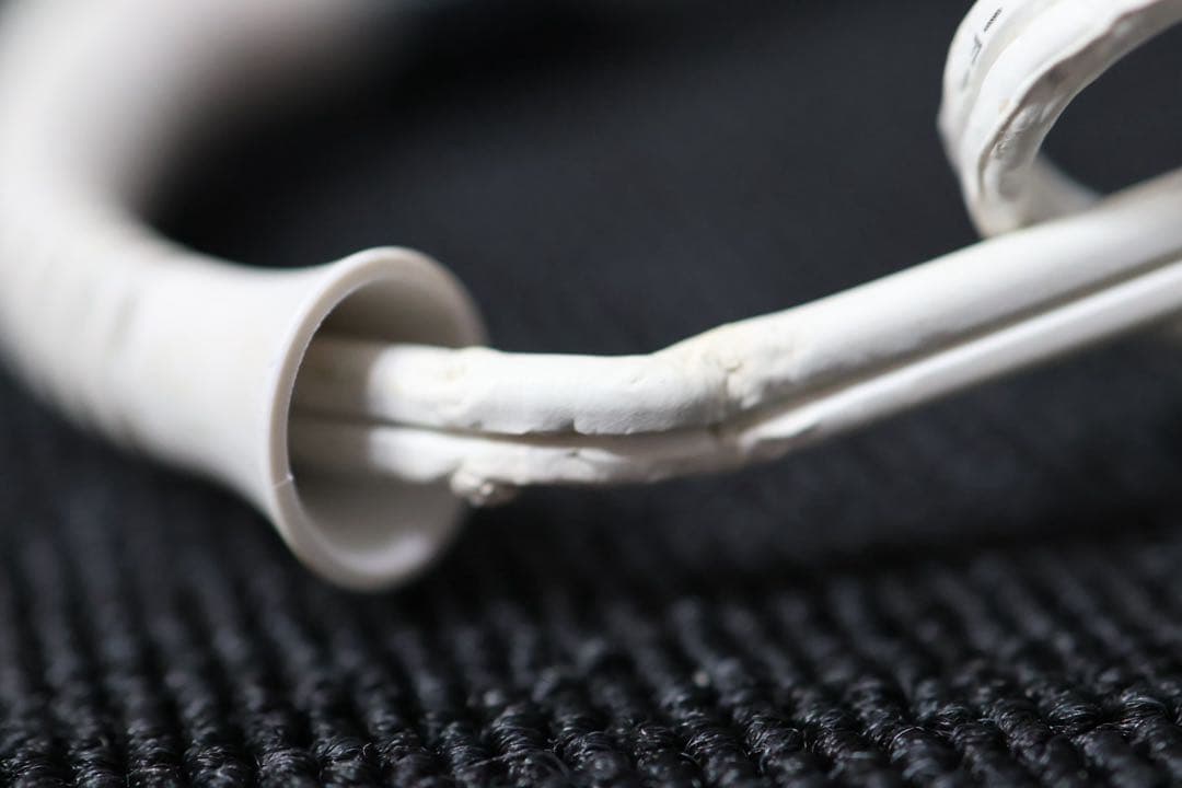 リファストレートヘアアイロン プロ　ホワイト/シルバー