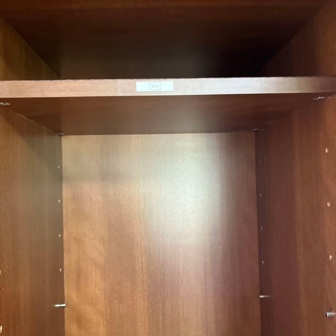 隙間引き出し付き収納