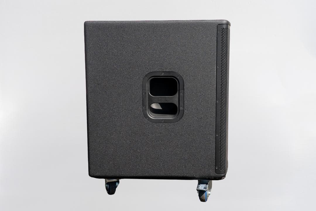 JBL EON718S パワードサブウーファー／カバー・キャスター付き