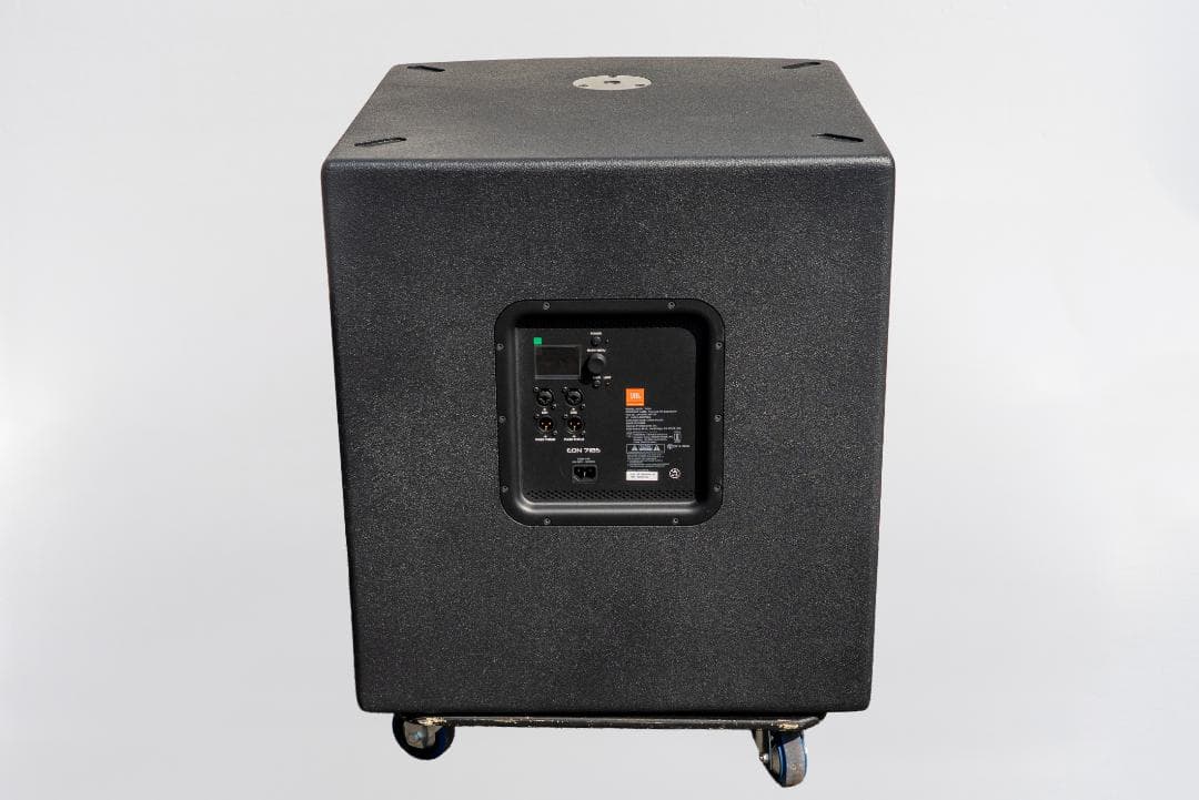 JBL EON718S パワードサブウーファー／カバー・キャスター付き