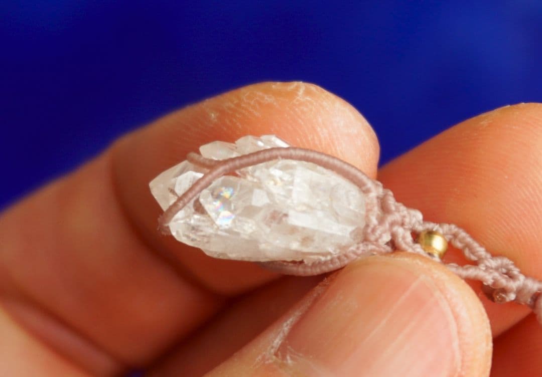 国産カテドラル水晶　パキスタン産両剣水晶　マクラメ　ネックレス