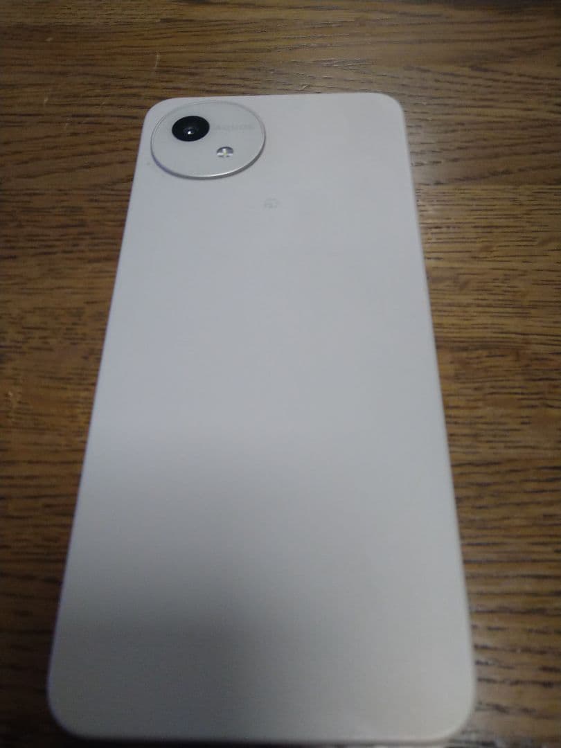 AQUOS wish 4 ホワイト 本体