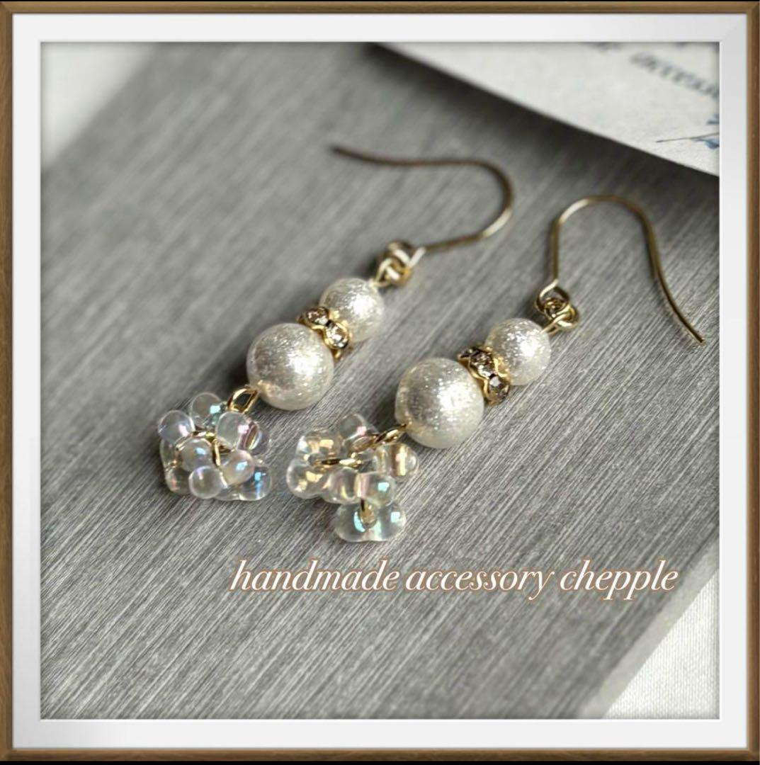 No.1298 雪だるまピアス　雪だるまイヤリング　ハンドメイド　キラキラピアス
