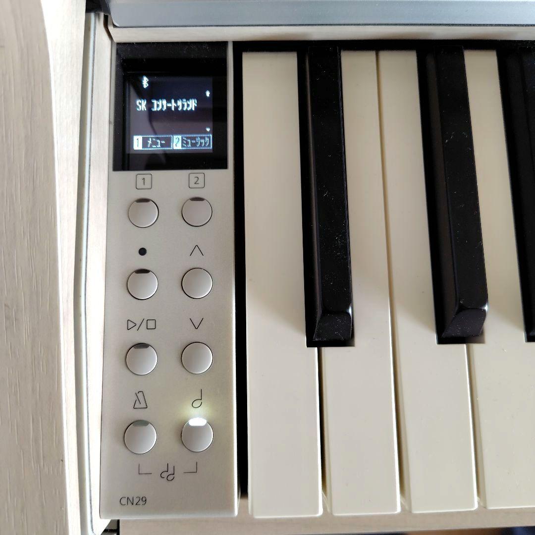 【直接引き渡し希望】KAWAI CN29 電子ピアノ ホワイト　椅子付き