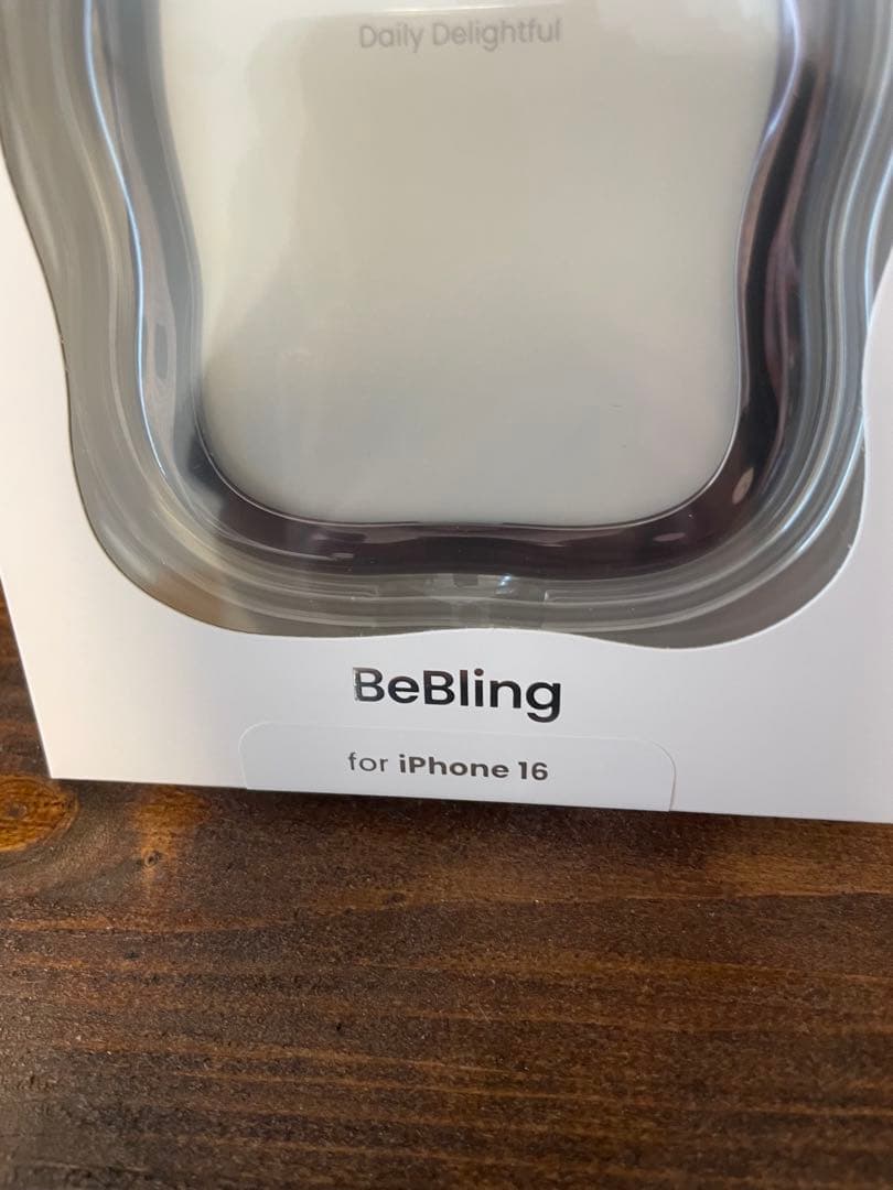 新品未使用 iPhone 16ブラックiface BeBling