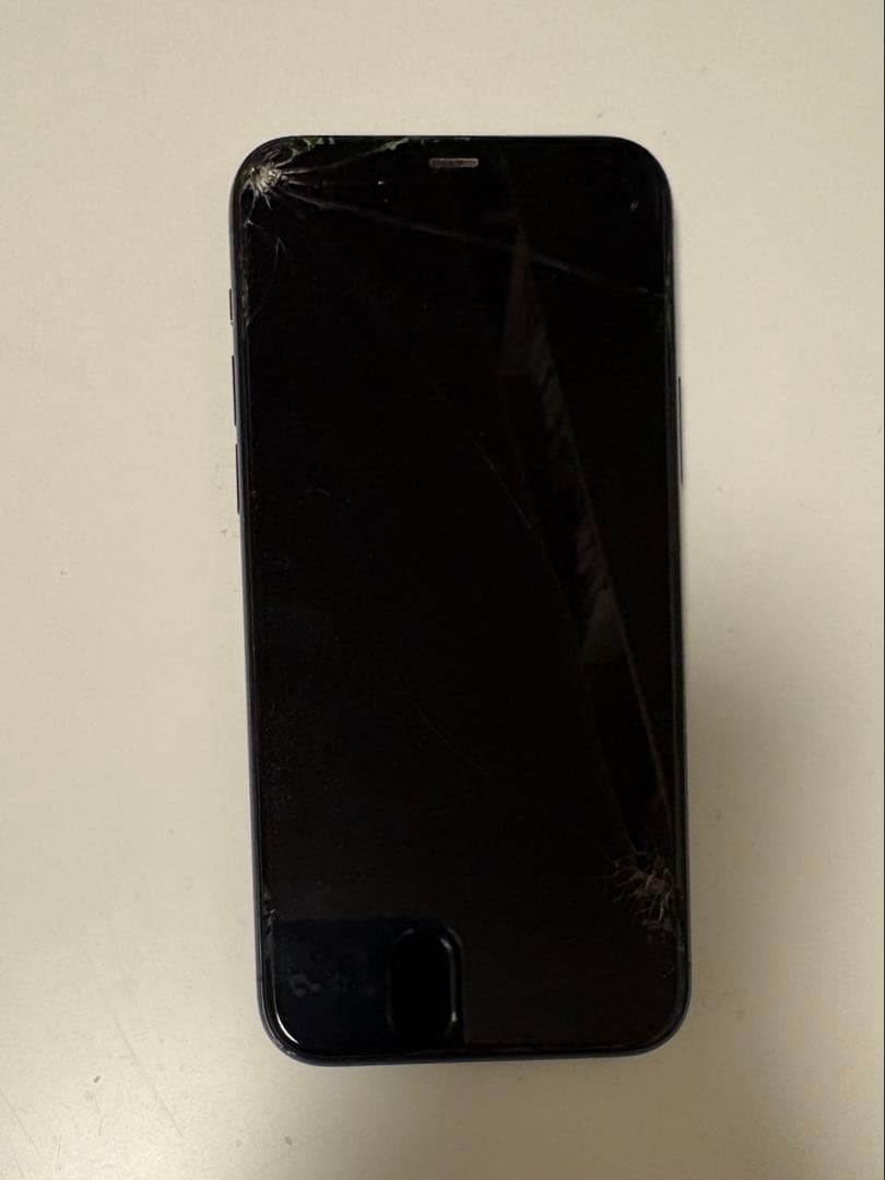 iPhone 11 Pro 64GB ミッドナイトグリーン