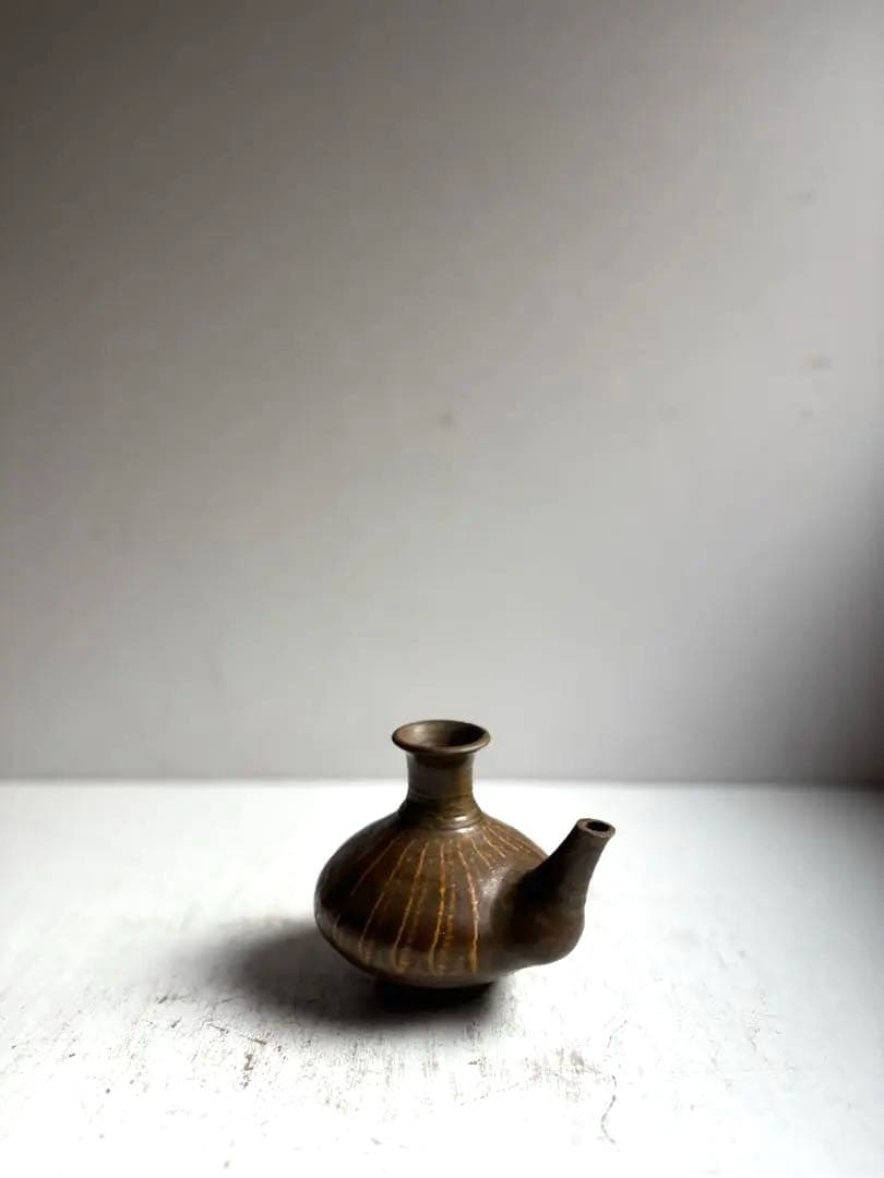 894 民芸 民陶 小鹿田焼 飴釉口付徳利 ① フォークアート 古手 希少